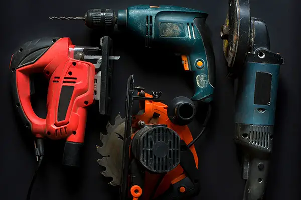 How to Safely Clean Hand and Power Tools: Your Go-To Guide